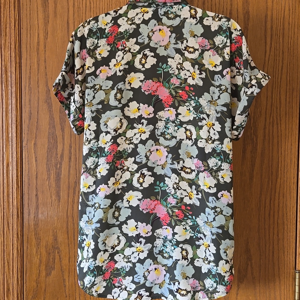 Cabi Style #6717 Replay Top - Picture 5 of 8